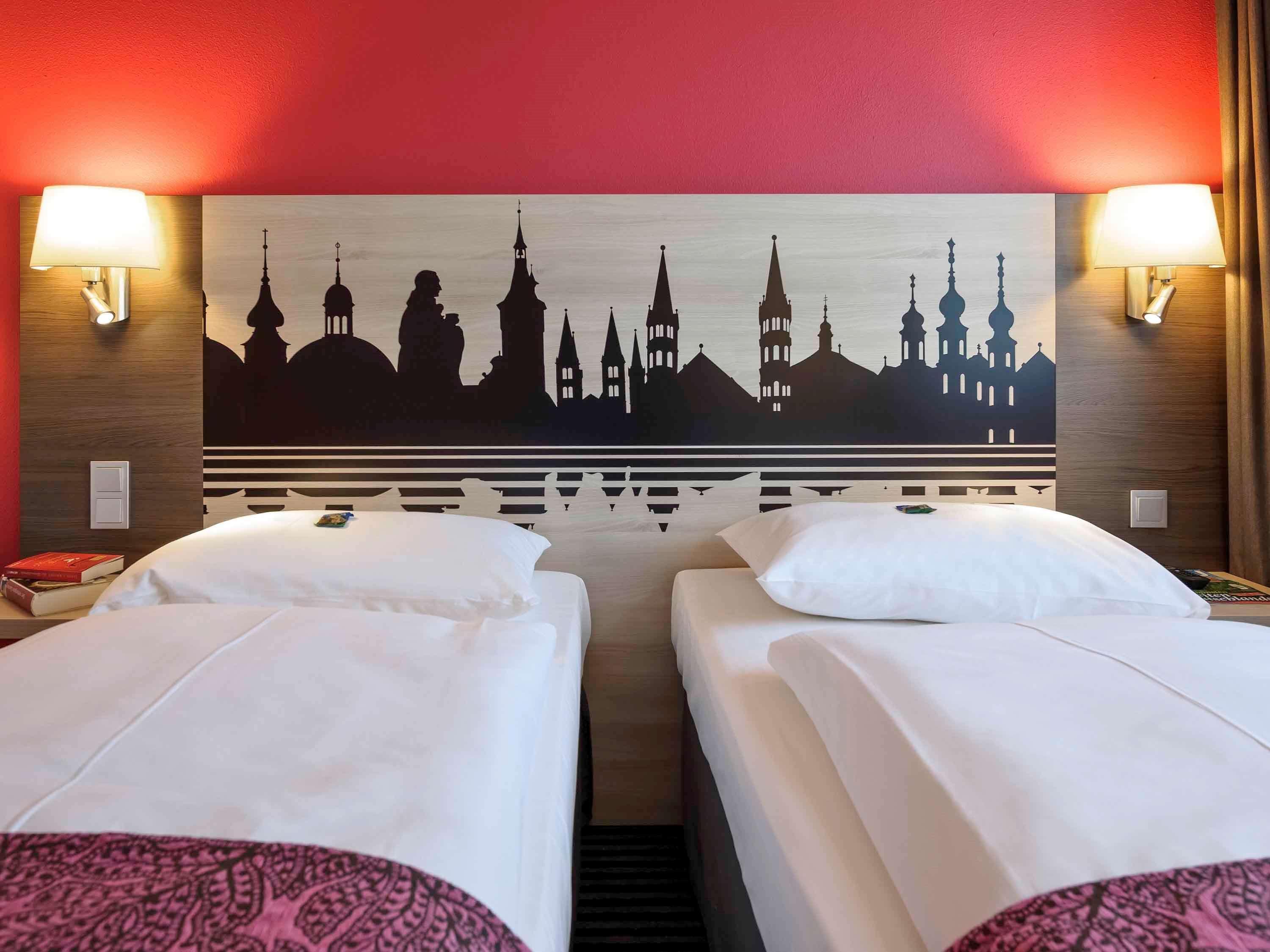 Mercure Hotel Wuerzburg Am Mainufer Екстер'єр фото