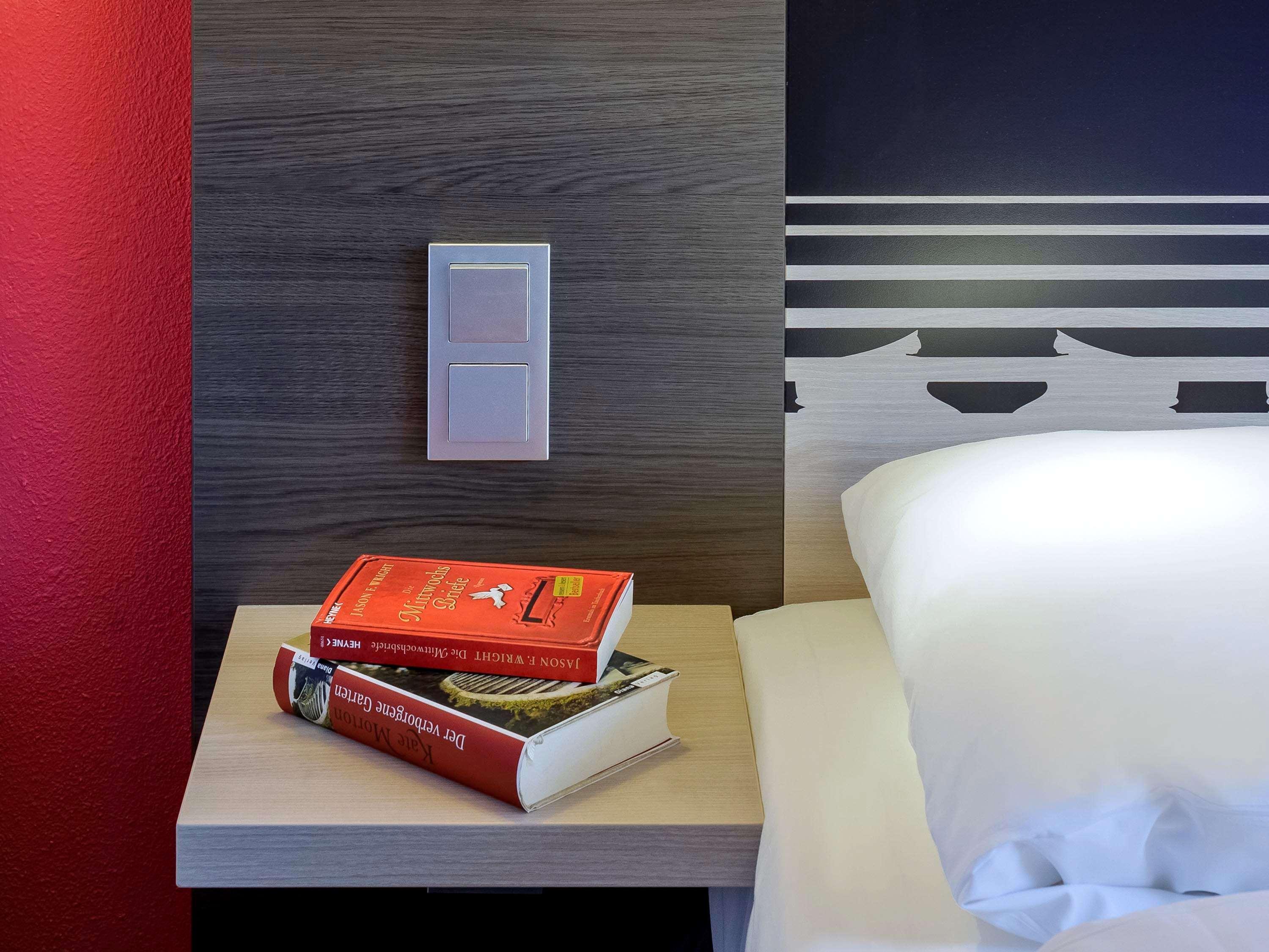 Mercure Hotel Wuerzburg Am Mainufer Екстер'єр фото