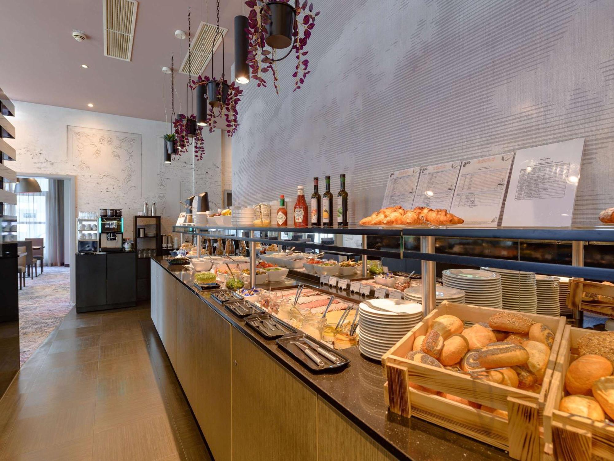 Mercure Hotel Wuerzburg Am Mainufer Екстер'єр фото