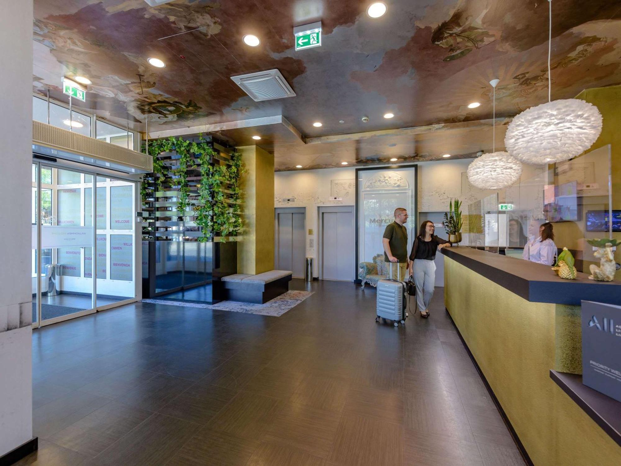 Mercure Hotel Wuerzburg Am Mainufer Екстер'єр фото